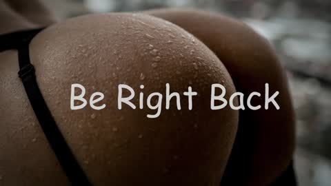 Snapshot of lnnsfw chatting on 01/31/25, 05:42 Linn my new page online show from 01/31/25, 05:42