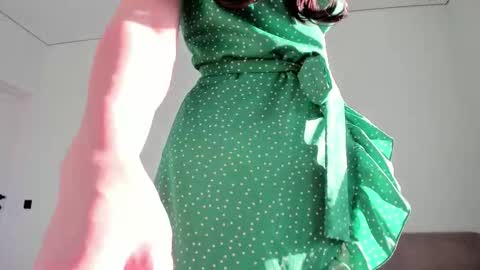 Snapshot of lo_onthe chatting on 02/26/26, 03:05 Emi online show from 02/26/26, 03:05