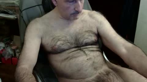 loades182025 online show from 11/25/25, 03:17