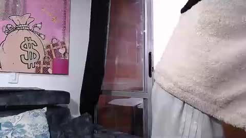 lobocruzlatino online show from 02/04/25, 11:27