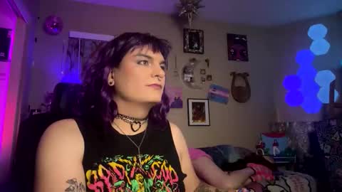 Snapshot of lobotomyprincess chatting on 04/02/26, 01:58 LobotomyPrincess online show from 04/02/26, 01:58