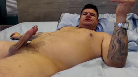 lockedin828 online show from 11/08/25, 07:30