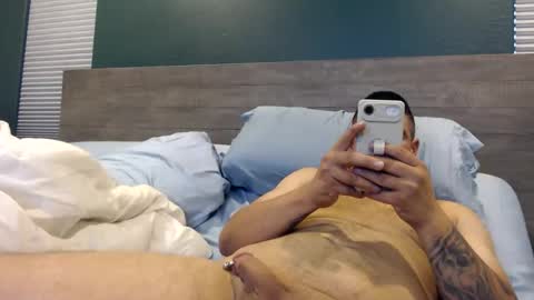 lockedin828 online show from 11/22/25, 09:58