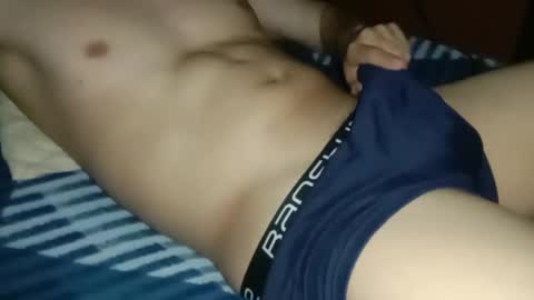 Snapshot of loco_boy007 chatting on 09/13/25, 05:18 loco_boy007 online show from 09/13/25, 05:18