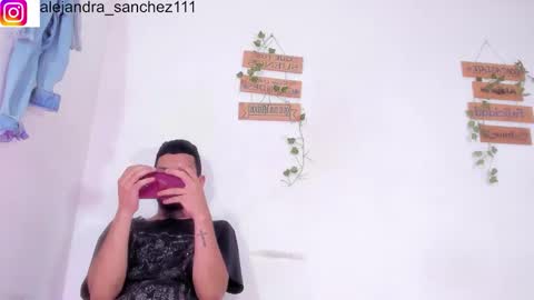 logan_cathateja999 online show from 03/22/26, 06:44