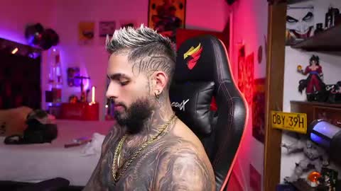 logan_hugh8 online show from 04/07/26, 07:09