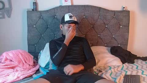 Snapshot of logan_willyams_ chatting on 10/17/25, 08:11 logan_willyams_ online show from 10/17/25, 08:11