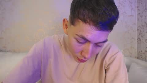 Loganfoster  online show from 12/03/25, 08:18