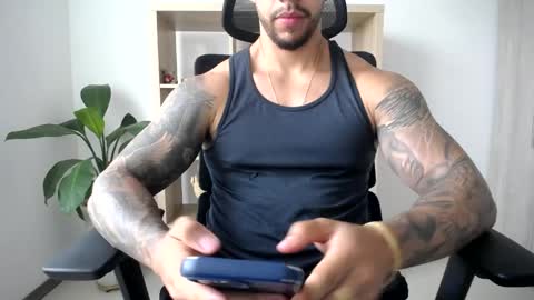 Logan Wolfp online show from 05/07/26, 10:37