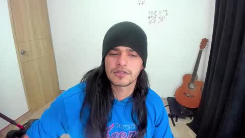 Snapshot of loganhot22 chatting on 02/11/26, 09:03 Logan online show from 02/11/26, 09:03