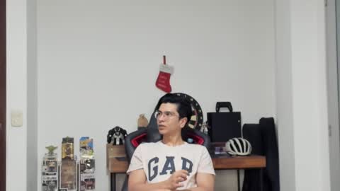 Logan online show from 02/07/25, 08:33