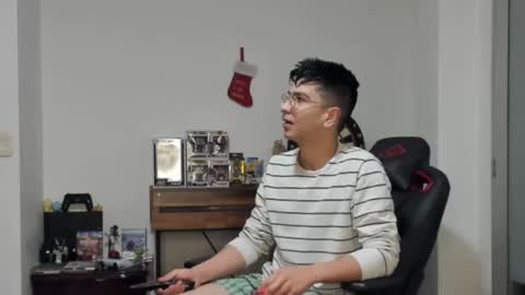 Logan online show from 02/14/25, 08:10