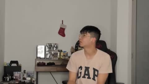 Logan online show from 02/17/25, 07:47