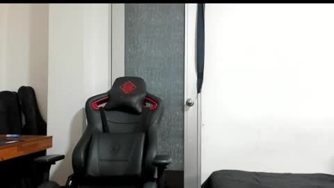 Logan online show from 09/17/25, 07:54