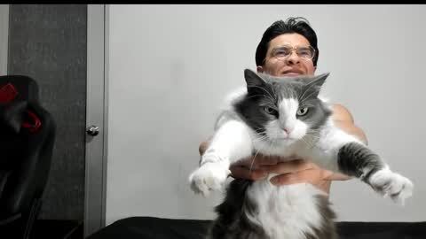 Logan online show from 10/01/25, 07:47