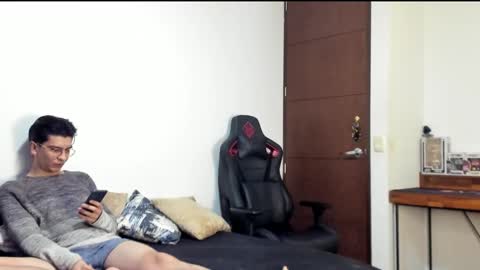 Logan online show from 10/22/25, 07:52