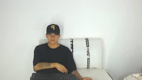 logannthh online show from 02/03/25, 08:35