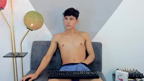 loganoficialx online show from 12/04/24, 10:46