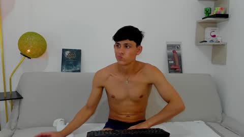 loganoficialx online show from 10/22/25, 01:22