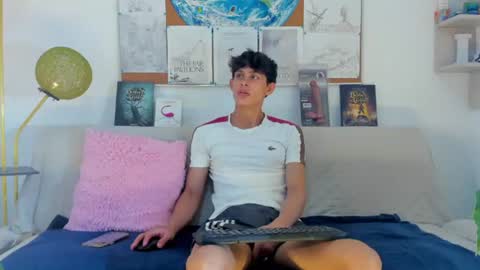 loganoficialx online show from 06/28/26, 06:36