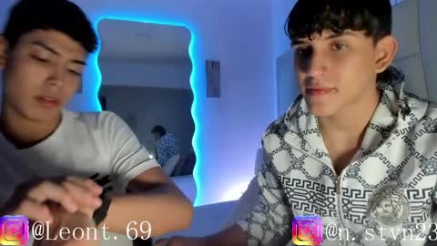 logantwink18 online show from 04/01/26, 02:34