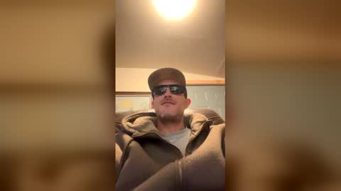 Snapshot of loggerd chatting on 06/11/26, 03:59 Loggerd online show from 06/11/26, 03:59