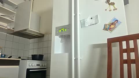 logitech0000 online show from 10/04/25, 02:31