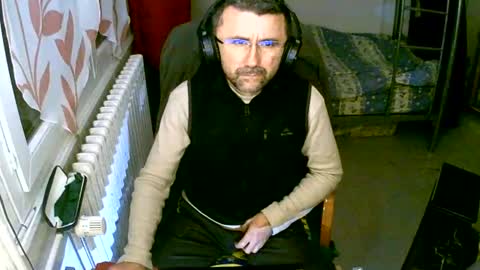 Snapshot of lokoum39 chatting on 12/10/24, 07:22 lokoum39 online show from 12/10/24, 07:22