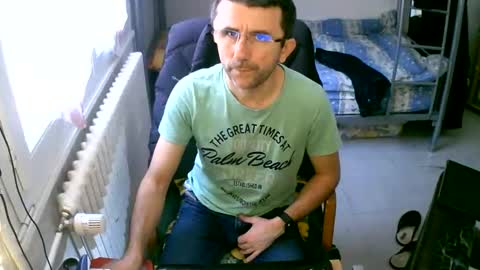 Snapshot of lokoum39 chatting on 01/03/25, 01:58 lokoum39 online show from 01/03/25, 01:58