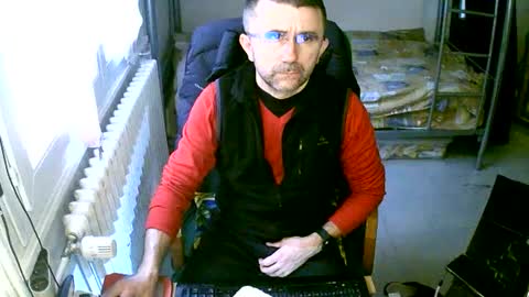 Snapshot of lokoum39 chatting on 01/23/25, 03:54 lokoum39 online show from 01/23/25, 03:54