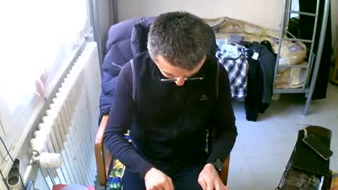 Snapshot of lokoum39 chatting on 03/02/25, 12:22 lokoum39 online show from 03/02/25, 12:22