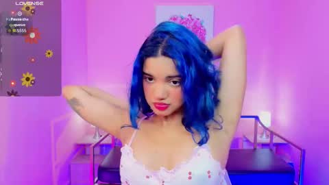              online show from 10/21/25, 01:01