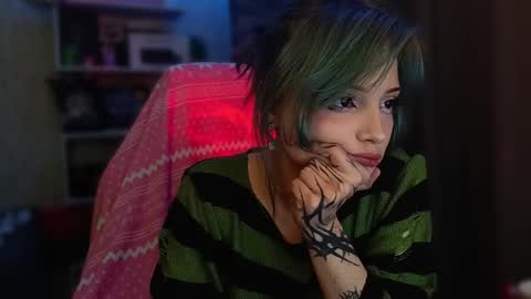 lola online show from 11/27/25, 09:44