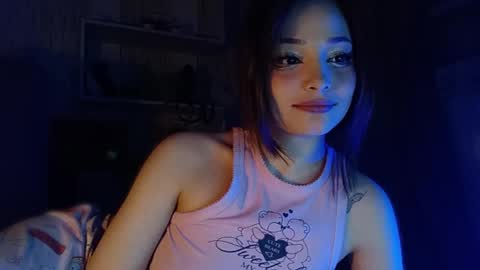 lola online show from 04/12/26, 03:28