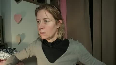 Snapshot of lola_belgium chatting on 03/01/26, 07:32 lola_belgium online show from 03/01/26, 07:32