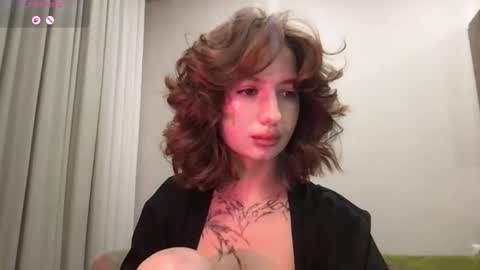 Snapshot of lola_boooo chatting on 03/03/26, 07:31 lola_boooo online show from 03/03/26, 07:31