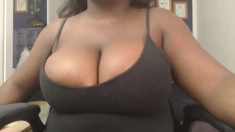 lola_honney online show from 01/06/26, 03:10