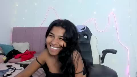 lola_lustrum online show from 06/05/26, 02:01