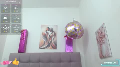 lola_wish online show from 09/14/25, 05:06