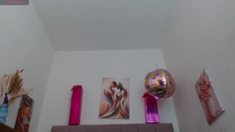 lola_wish online show from 10/15/25, 04:12