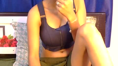 Snapshot of lolaa_darling chatting on 07/02/26, 09:48 lolaa online show from 07/02/26, 09:48