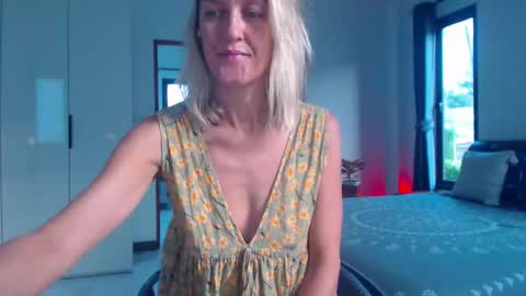 Lola online show from 03/14/26, 11:54