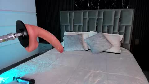 Lola Angel online show from 02/10/26, 08:57