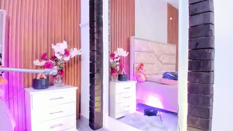 Lola Angel online show from 03/21/26, 08:01