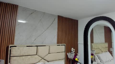 Snapshot of lolaangellx chatting on 05/02/26, 07:52 Lola Angel online show from 05/02/26, 07:52