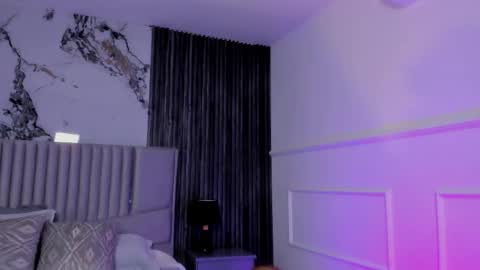 Snapshot of lolaangellx chatting on 05/15/26, 11:12 Lola Angel online show from 05/15/26, 11:12