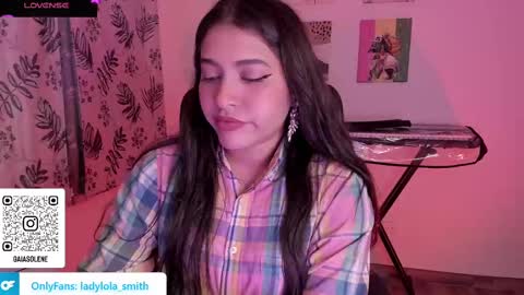 lolaasmith_21 online show from 03/10/25, 04:07