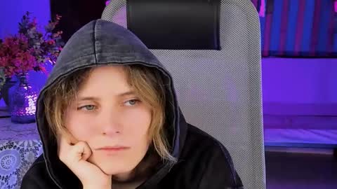 I consider myself the god Loki but life just calls me LOL  online show from 02/12/25, 01:59