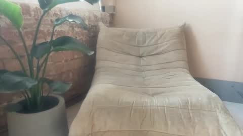 Frt Pr1ncess online show from 09/15/25, 07:52