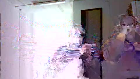 LOLA HUESO y ERIC online show from 02/11/25, 06:55